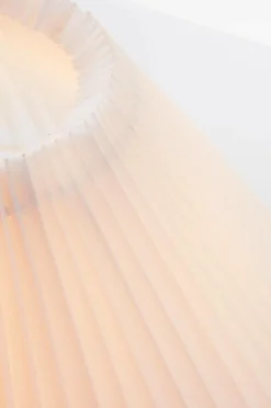 Bordslampor|Jotex AUDREY Bordslampa Vit/rökfärgad