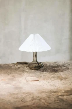 Bordslampor|Jotex AUDREY Bordslampa Vit/rökfärgad
