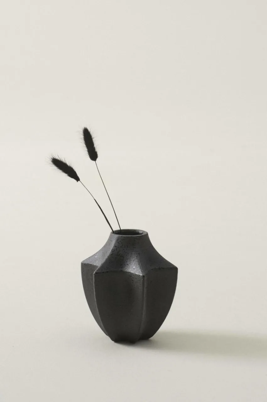 Vaser|Jotex BERIT Vas - Höjd 17,5 Cm Svart