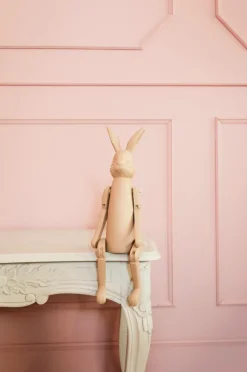 Prydnadssaker|Barndekoration|Jotex BERNIE Dekorationsfigur Rosa