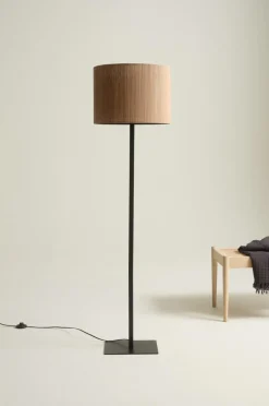 Golvlampor|Jotex BLAZE Golvlampa Linnebeige/svart