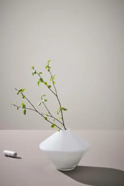 Vaser|Jotex CELIA MAY Glasvas - Höjd 15 Cm Vit