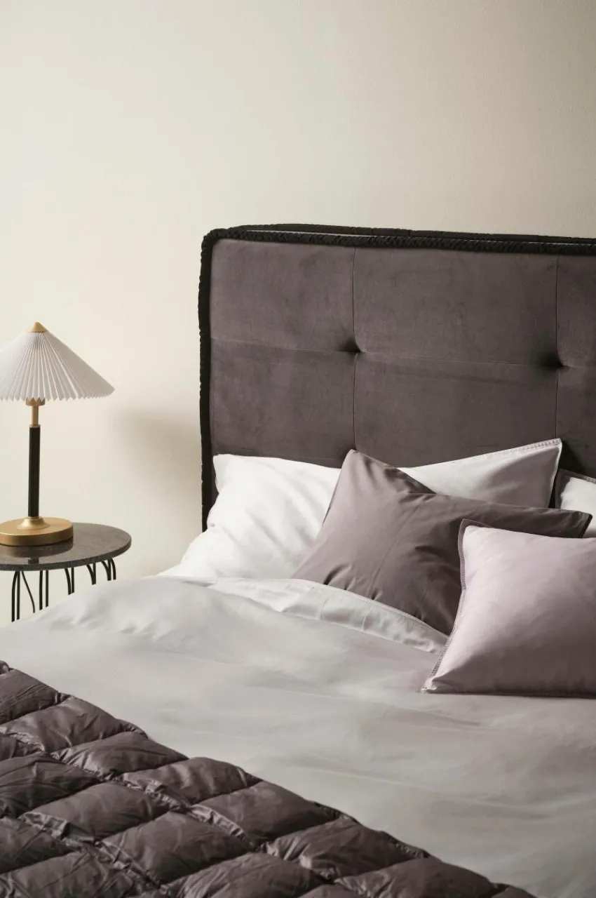 Sänggavlar|Jotex CLIFTON Sänggavel 160 Cm Mörkgrå/svart piping