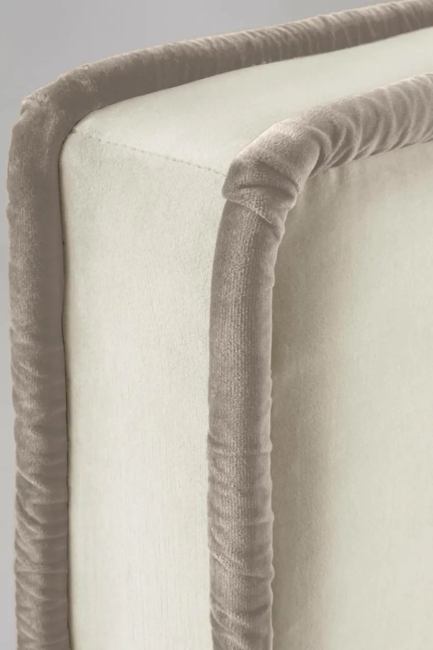 Sänggavlar|Jotex CLIFTON Sänggavel 160 Cm Naturvit/greige piping