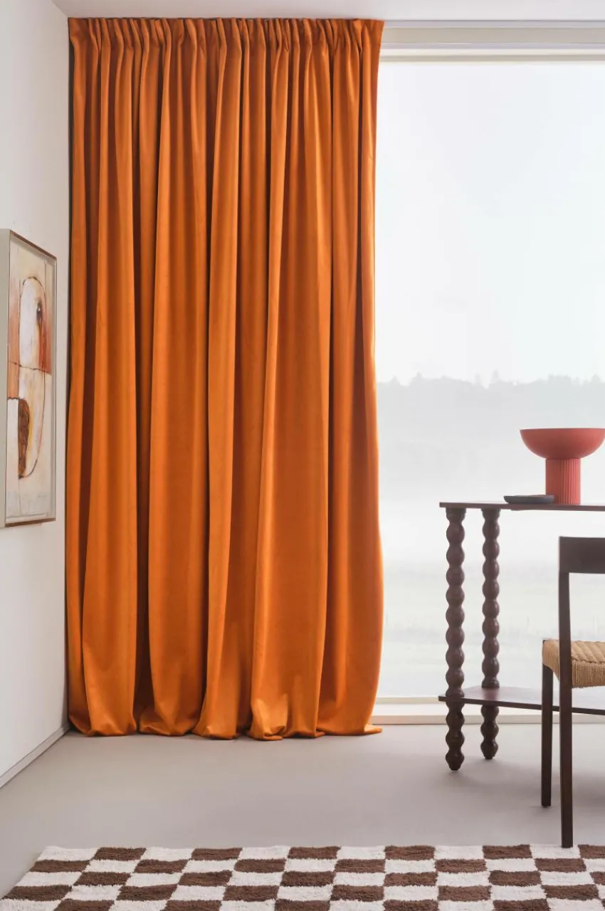 Sammetsgardiner|Multifunktionsgardiner|Jotex ELSIE Mörkläggningsgardin - 1 Längd - Extrabred Bränd orange
