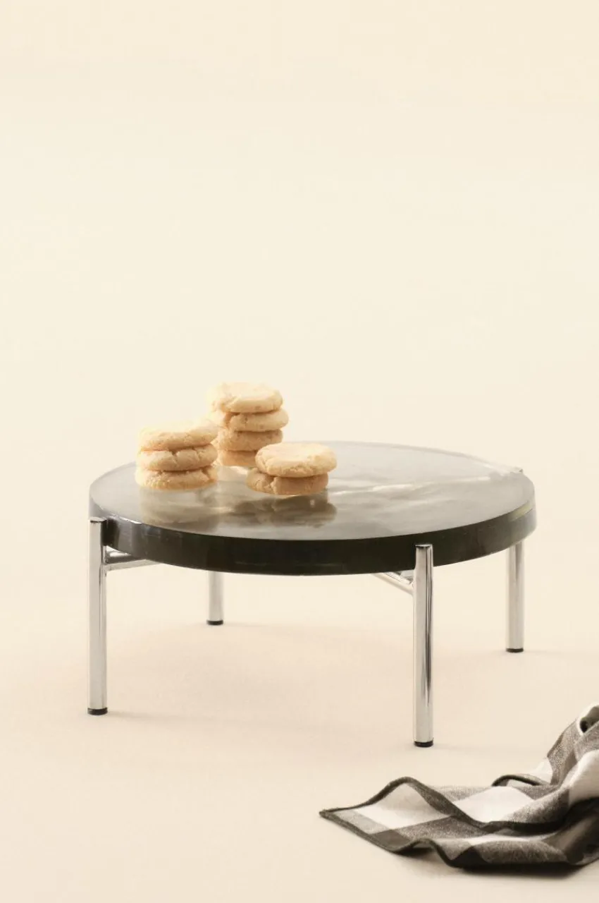 Brickor & Serveringsfat|Jotex ESSENCE Serveringsfat ø 33 Cm Transparent/silver