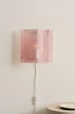 Vägglampor|Jotex EUROPA Vägglampa Rosa