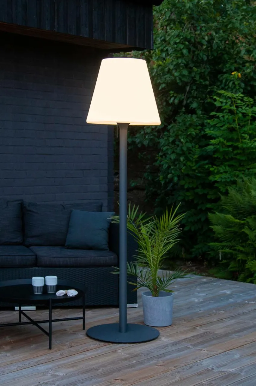 Utebelysning|Utebelysning|Jotex Golvlampa Gardenlight Kreta Vit