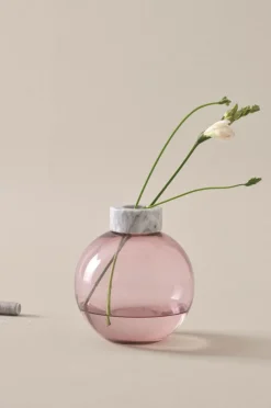 Vaser|Jotex HILLEVI Glasvas - Höjd 19 Cm Ljuslila/marmor