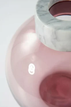 Vaser|Jotex HILLEVI Glasvas - Höjd 19 Cm Ljuslila/marmor