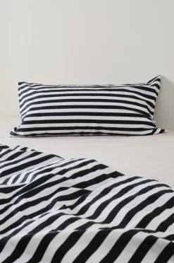 Örngott|Jotex KAYO örngott 90x50 Cm Svart/vit