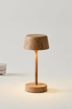 Bordslampor|Jotex LEDA Portabel Lampa Träfärgad