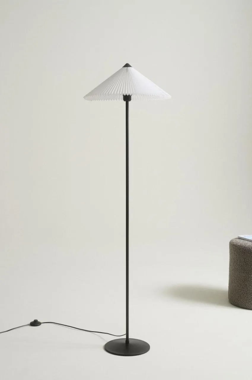 Golvlampor|Jotex LORI Golvlampa Svart