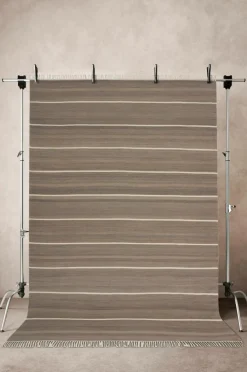 Ullmattor|Jotex LORI STRIPE 01 Ullmatta 200x300 Cm Grå/naturvit