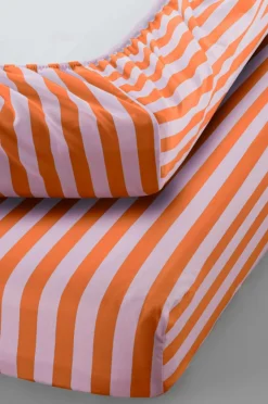 Barnsängkläder|Jotex LOUSA Dra-på-lakan - Ekologisk Orange/lila