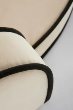 Hundbädd/Kattbädd|Jotex MAINE Hundbädd/kattbädd Beige/svart