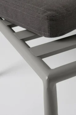 Utesoffor & Utebänkar|Utemöbler|Jotex MENTON Dagbädd Khakigrön/mörkgrå dyna