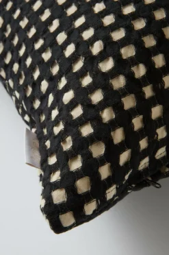 Prydnadskuddar & Fodral|Jotex MONI Kuddfodral Svart/beige