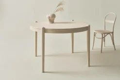 Bord|Jotex NATTAVAARA Matbord ø 120 Cm Vitsåpad