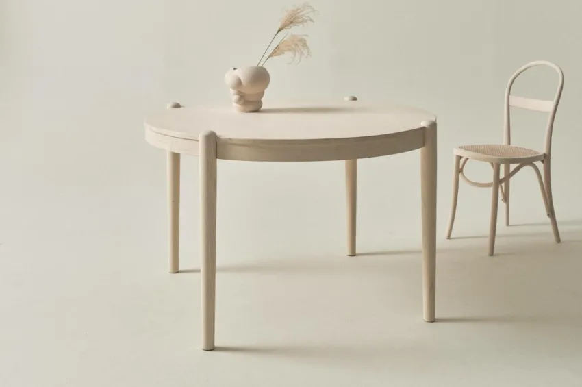 Bord|Jotex NATTAVAARA Matbord ø 120 Cm Vitsåpad