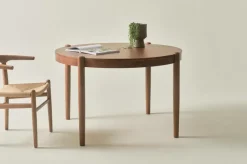 Bord|Jotex NATTAVAARA Matbord ø 120 Cm Valnötsbrun