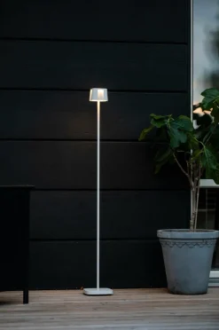 Utebelysning|Utebelysning|Jotex NICE Golvlampa Uppladdningsbar Utomhus Vit