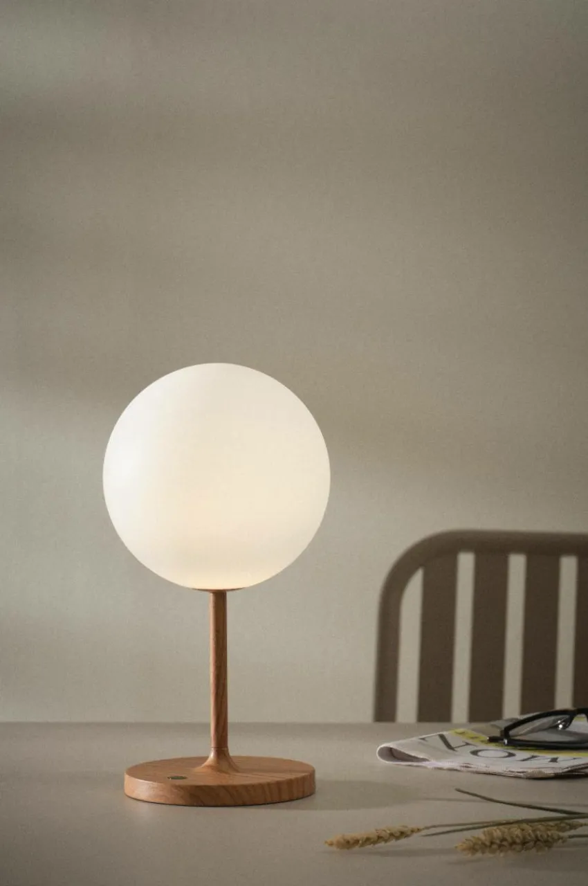 Bordslampor|Utebelysning|Jotex OSSA Portabel Lampa Träfärgad