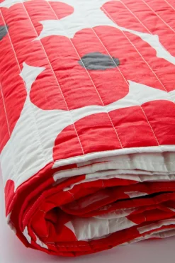 Överkast|Jotex POPPY överkast Ekologisk Röd/vit