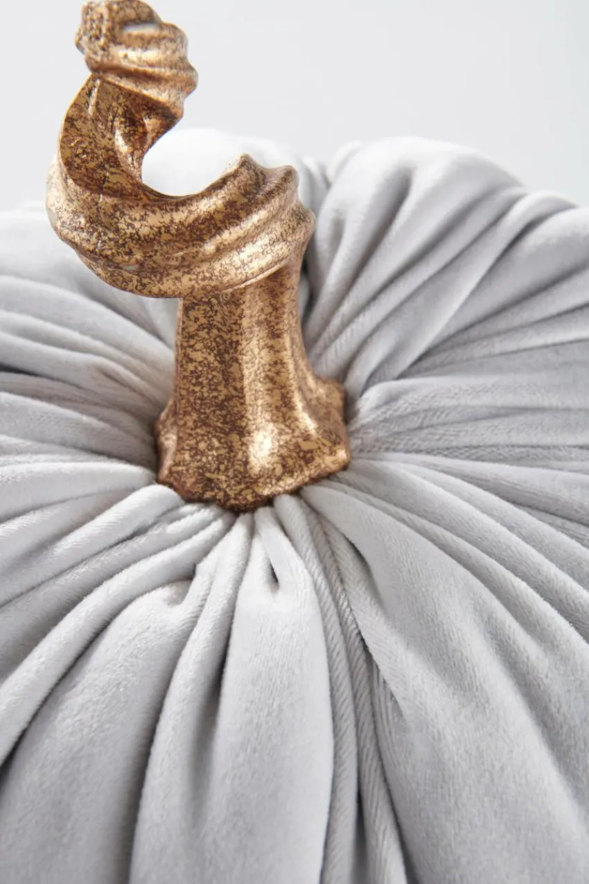 Prydnadssaker|Jotex PUMPIS Dekoration ø 21,8 Cm Silvergrå