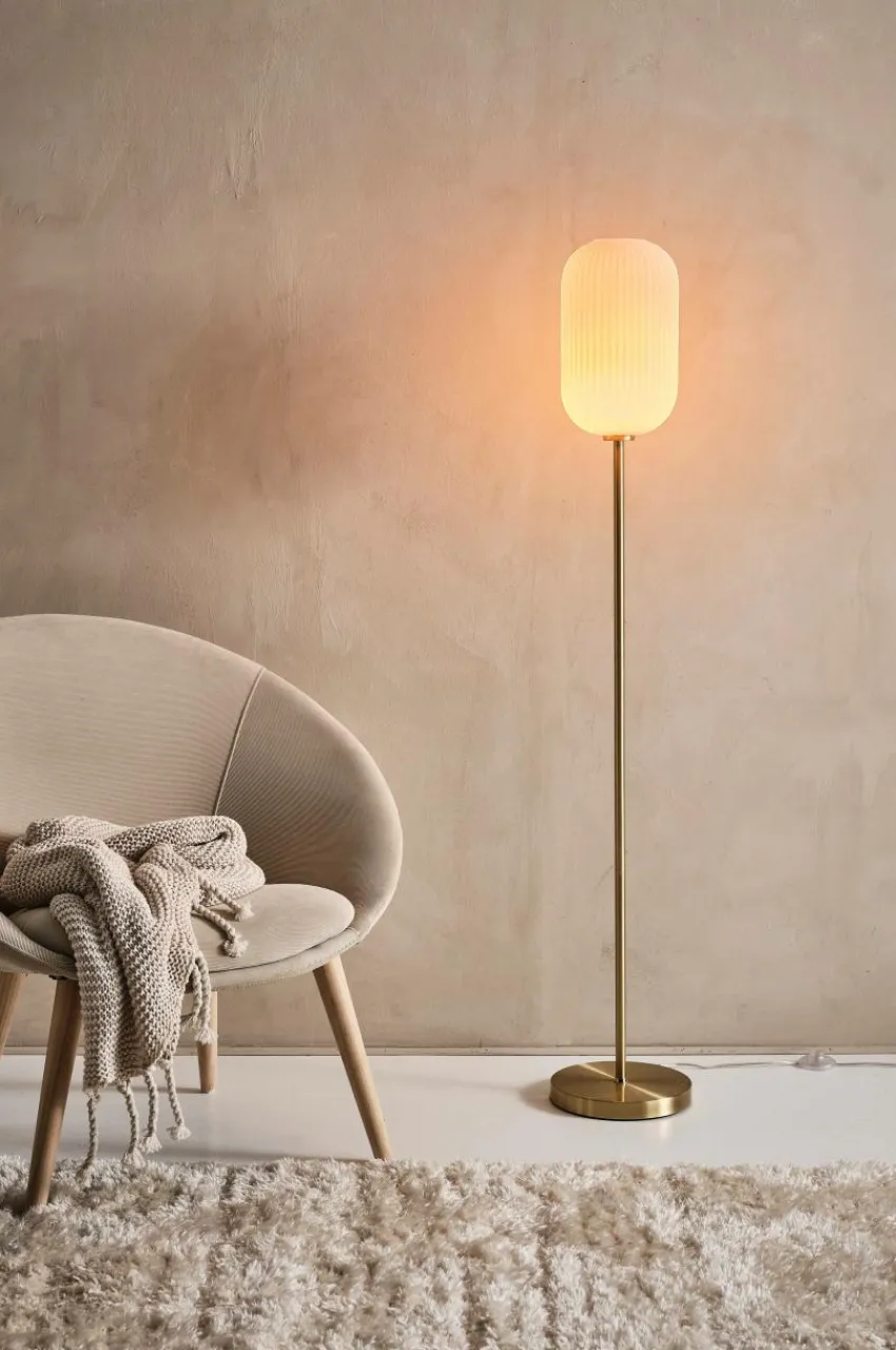 Golvlampor|Jotex SAINT Golvlampa Mässing/vit