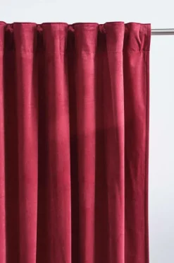 Julgardiner|Sammetsgardiner|Jotex SAVANNAH Multifunktionsgardin 1 Längd - Extra Bred Röd