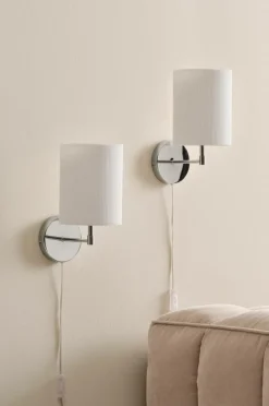 Vägglampor|Jotex SETH PLISSÉ Vägglampa 2-pack Krom/vit