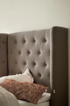 Sänggavlar|Jotex SKENE LYX Sänggavel 90 Cm Greige