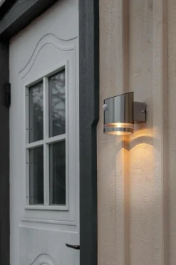 Utebelysning|Utebelysning|Jotex Solcells Vägglykta Venicini Silver