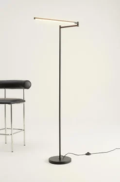 Golvlampor|Jotex TEIDE Golvlampa LED Svart