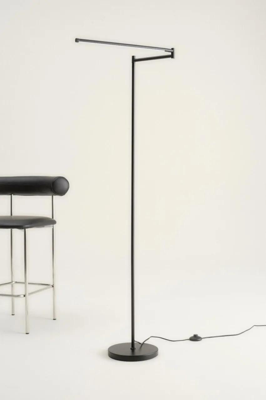 Golvlampor|Jotex TEIDE Golvlampa LED Svart
