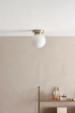 Vägglampor|Taklampor|Jotex TINK WHITE Taklampa Vit/mässing