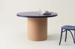 Bord|Jotex TOMAR Matbord ø 120 Cm Kobolt/Kork