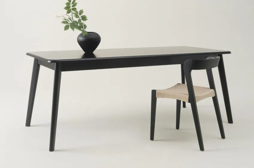 Bord|Jotex VIKDALEN Matbord 90x200 Cm Svart alm