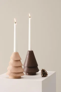 Julbelysning|Juldekoration|Jotex WOODY Ljustake 2-pack Ljusbrun/mörkbrun