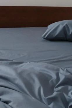 Dra-På-Lakan|Jotex ZACK PERCALE Dra-på-lakan, Hög Madrass - Ekologisk Åskblå