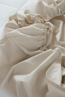 Dra-På-Lakan|Jotex ZACK PERCALE Dra-på-lakan, Hög Madrass - Ekologisk Ljusbeige